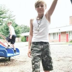 Meet your Posher, Cynthia